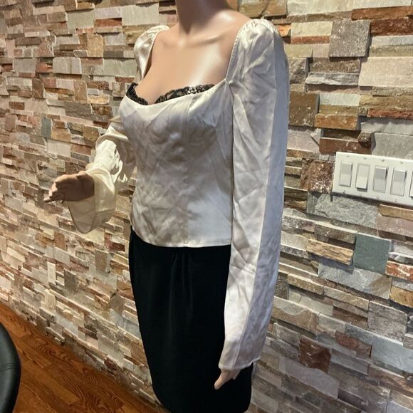 Reformation Silk Blouse - Picture 3 of 12